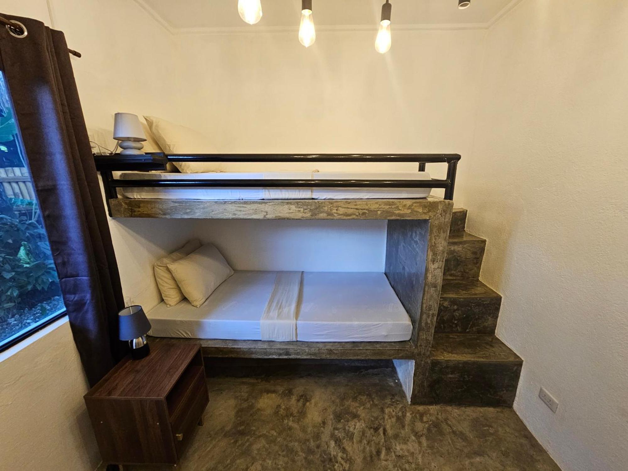 Crazy Bears Hostel モアルボアル エクステリア 写真
